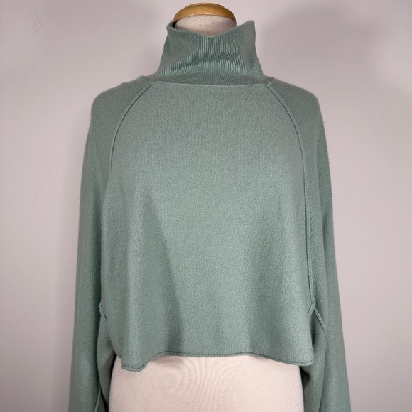Free People Lost In Forest Mock Neck Ballon Sleeve Cropped Sweater Light Green S - Picture 2 of 13